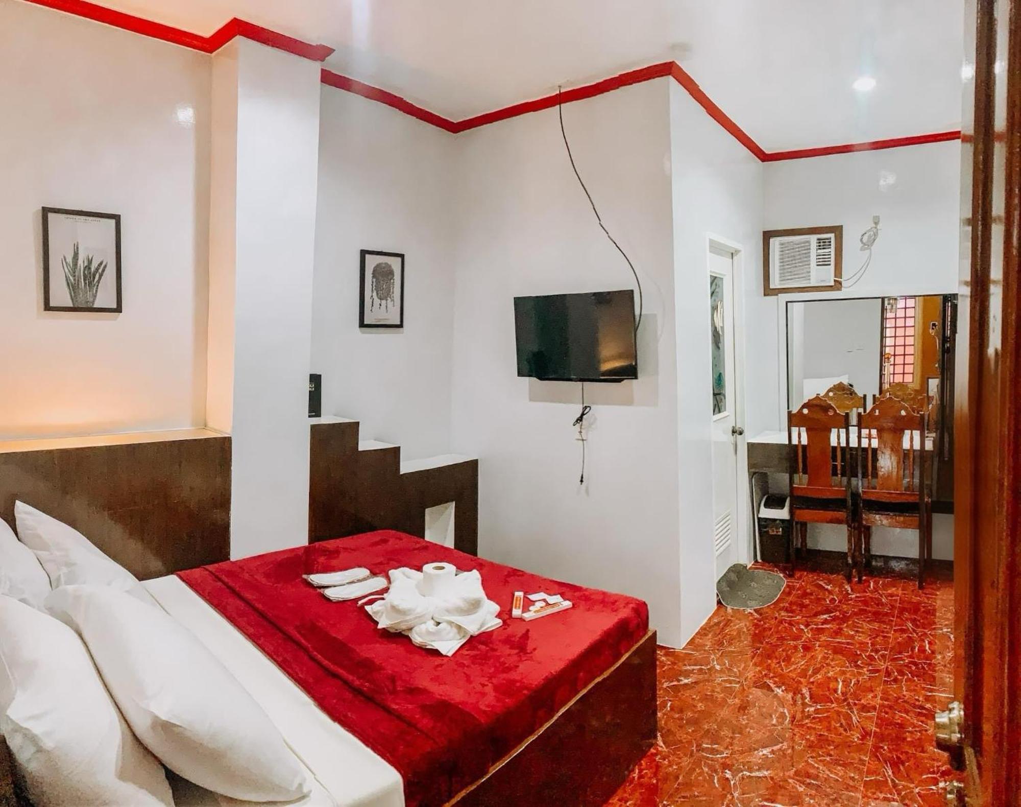 Victoria'S Inn General Luna  Dış mekan fotoğraf